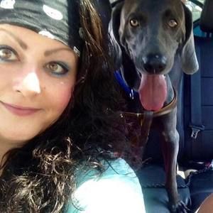 Meet your Posher, Crystal